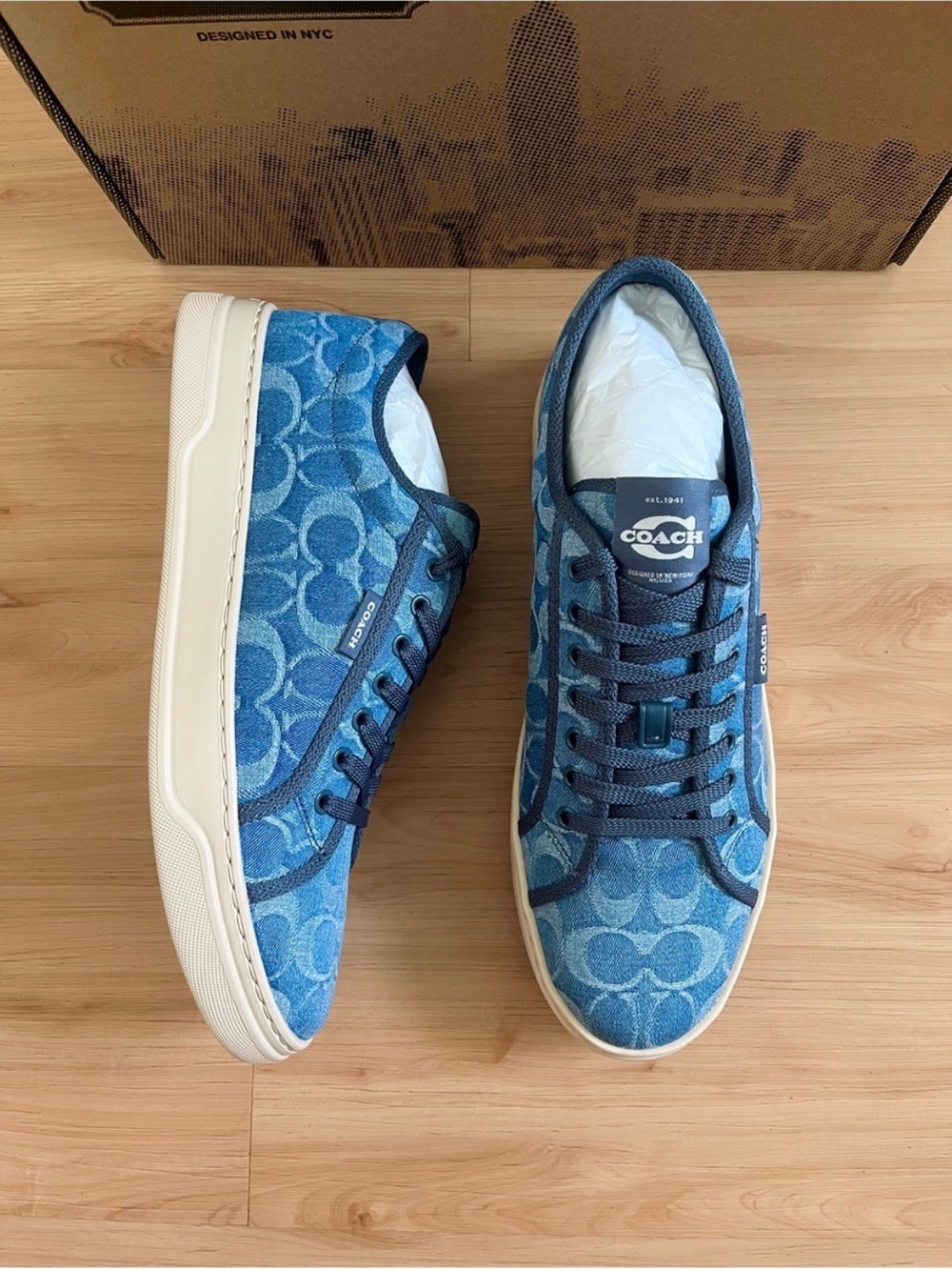 Coach Canvas Sneaker In
Signature Denim Women 11.0 US